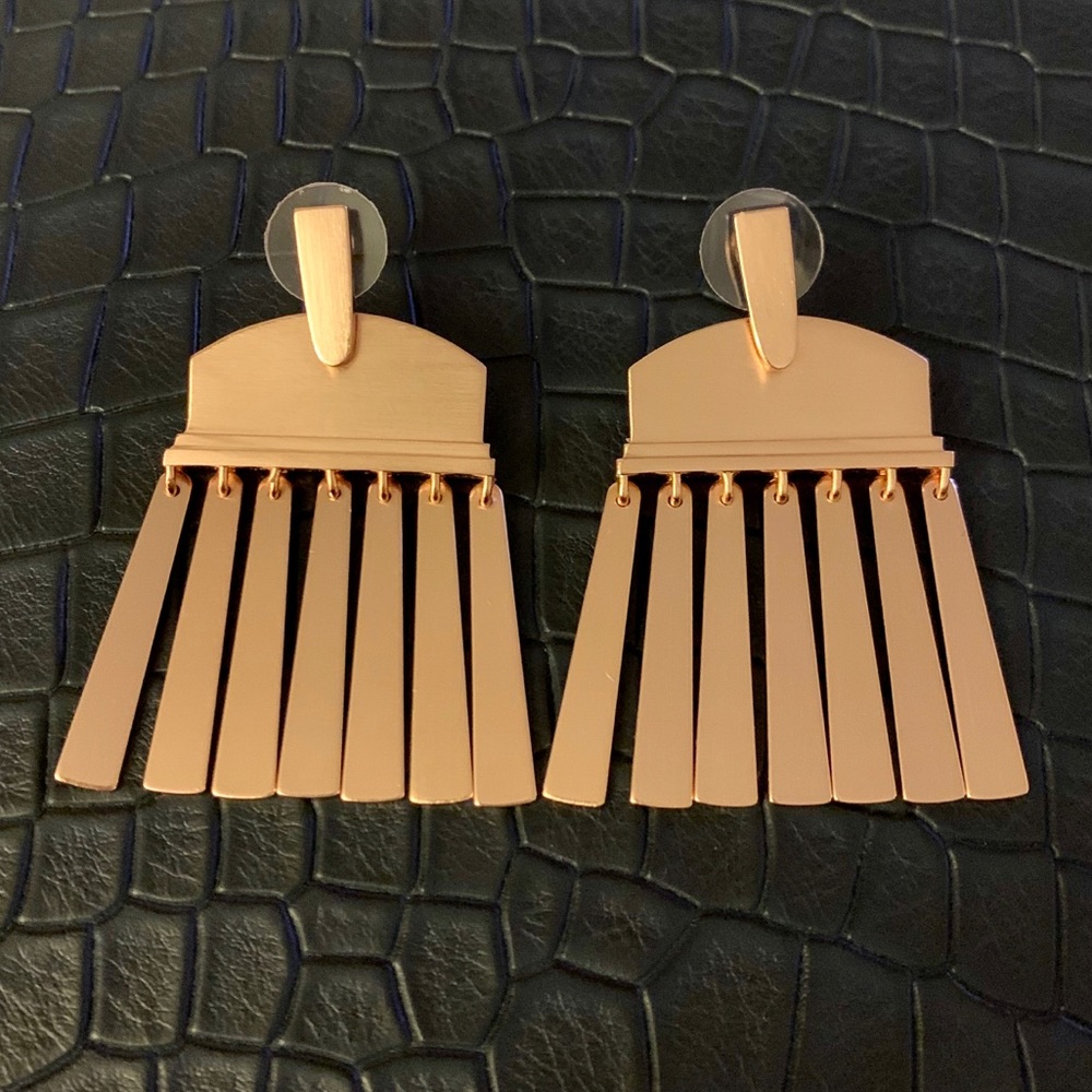 NWOT Kendra Scott Layne StatementEarrings RoseGold